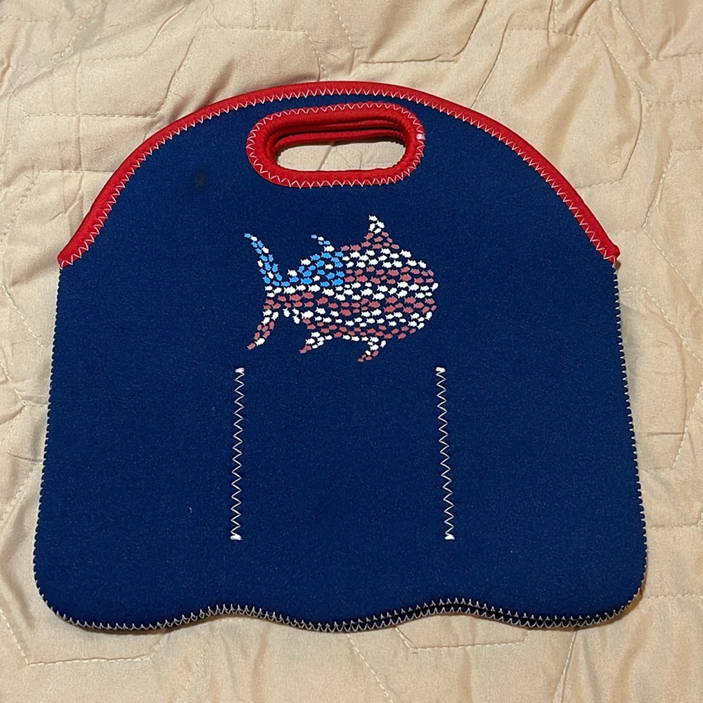 Southern Tide six pack bottle bag caddy navy blue with skipjack logo used once!!
